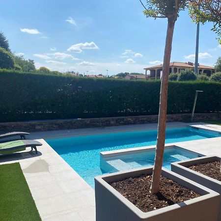 B&B Arcobaleno Longone al Segrino Bagian luar foto