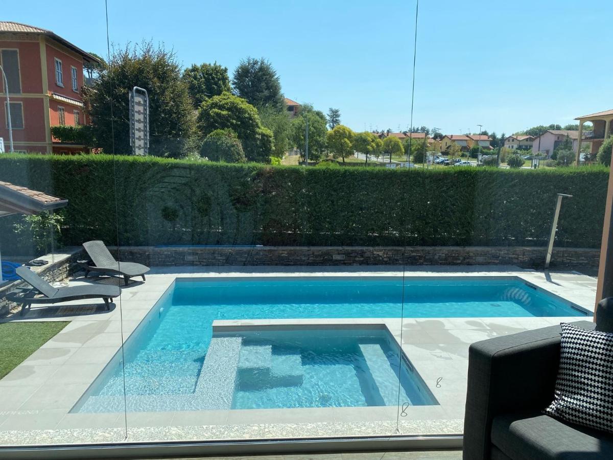 B&B Arcobaleno Longone al Segrino Bagian luar foto
