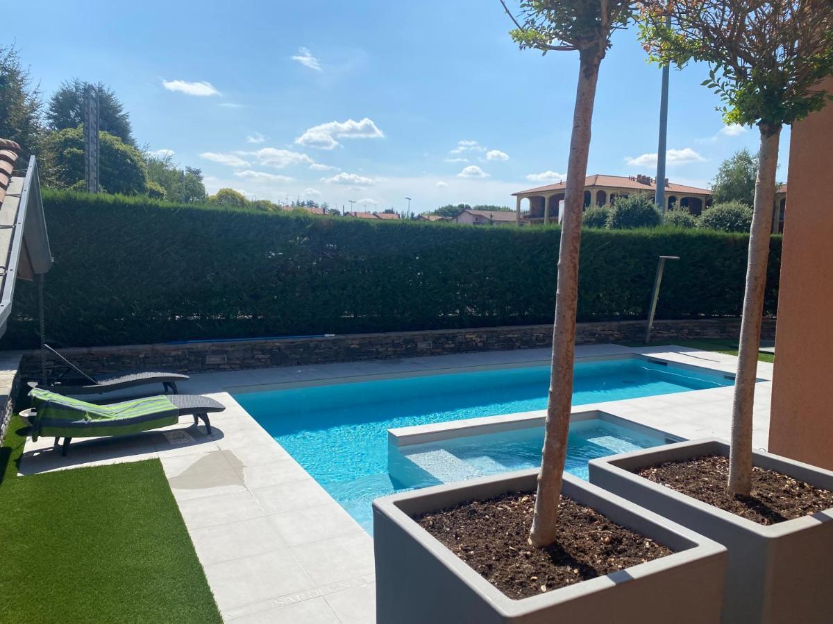 B&B Arcobaleno Longone al Segrino Bagian luar foto