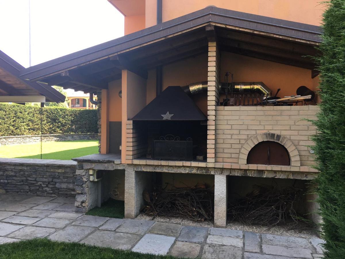 B&B Arcobaleno Longone al Segrino Bagian luar foto