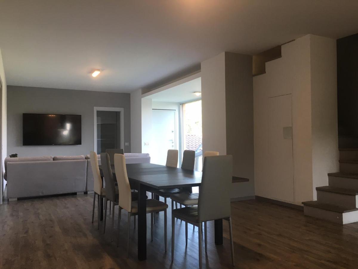 B&B Arcobaleno Longone al Segrino Bagian luar foto