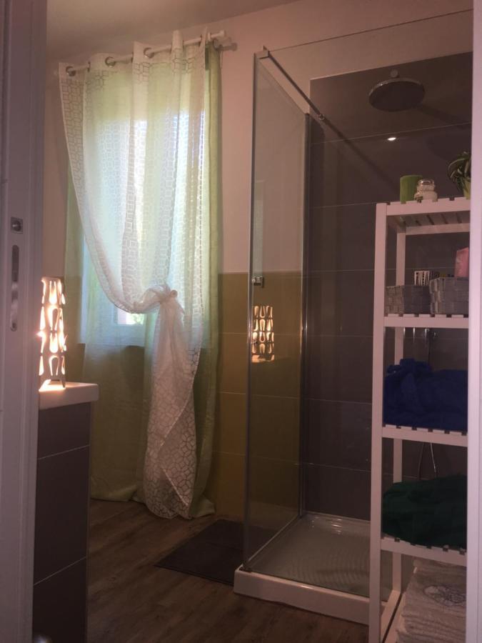 B&B Arcobaleno Longone al Segrino Bagian luar foto