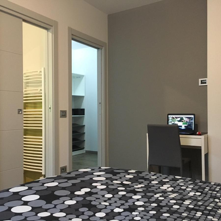 B&B Arcobaleno Longone al Segrino Bagian luar foto